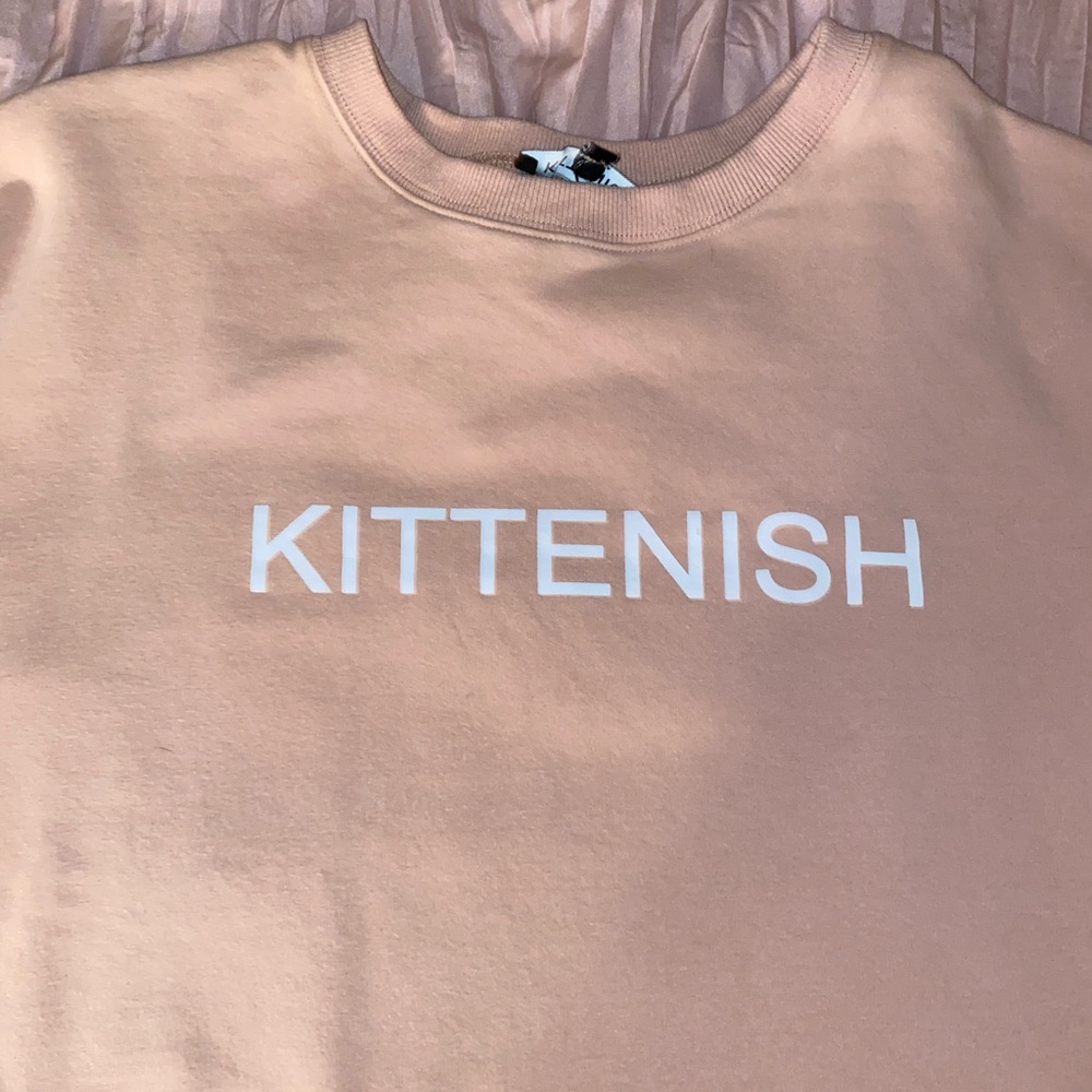 Baby pink kittenish sweater 🛍